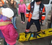 Ukážka práce záchranárov v ZŠ Ipeľský Sokolec 2014